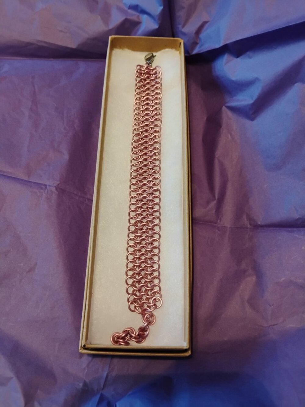 Light pink chain mail bracelet - Picture 8 of 8